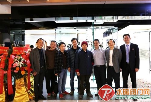 引领极致淋浴生活 理想卫浴深圳百利玛专卖店盛装开业