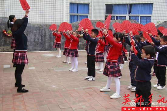 66ebba0afeb742c9a6d199b558b88a85.jpg
