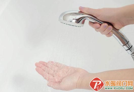 c3dcd9f7j00q74le4000hc000eq00a3c.jpg