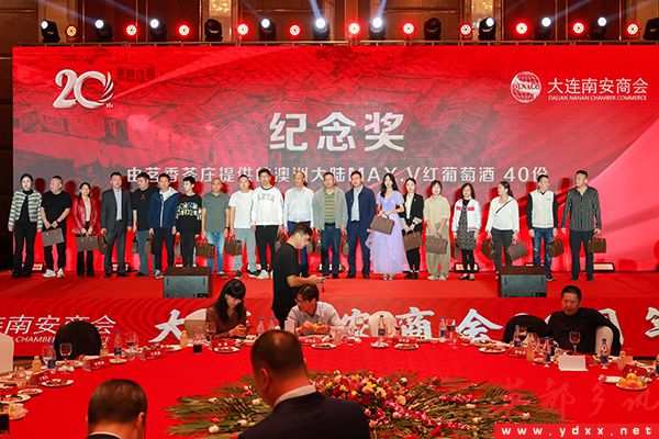 7125ac0a05e54a3d905a2de228c08797_noop.jpg