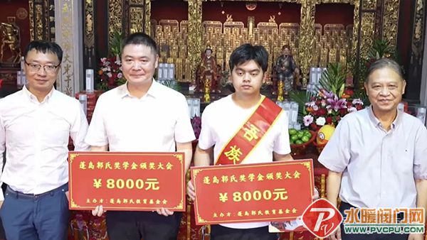 1 (4).jpg