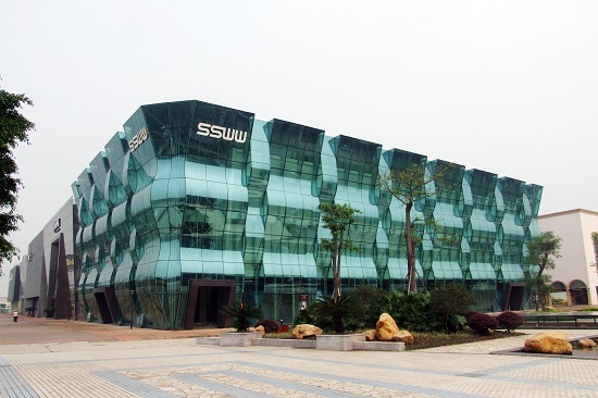 01.jpg